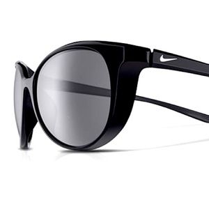 NEW NIKE Essence black mirror women’s sunglasses